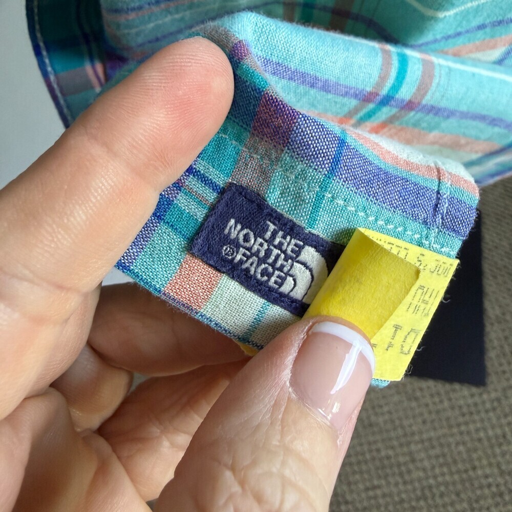 The North Face Button Up Blouse Women's Sz XL Blue Green Plaid Roll Tab Sleeves - Picture 12 of 15